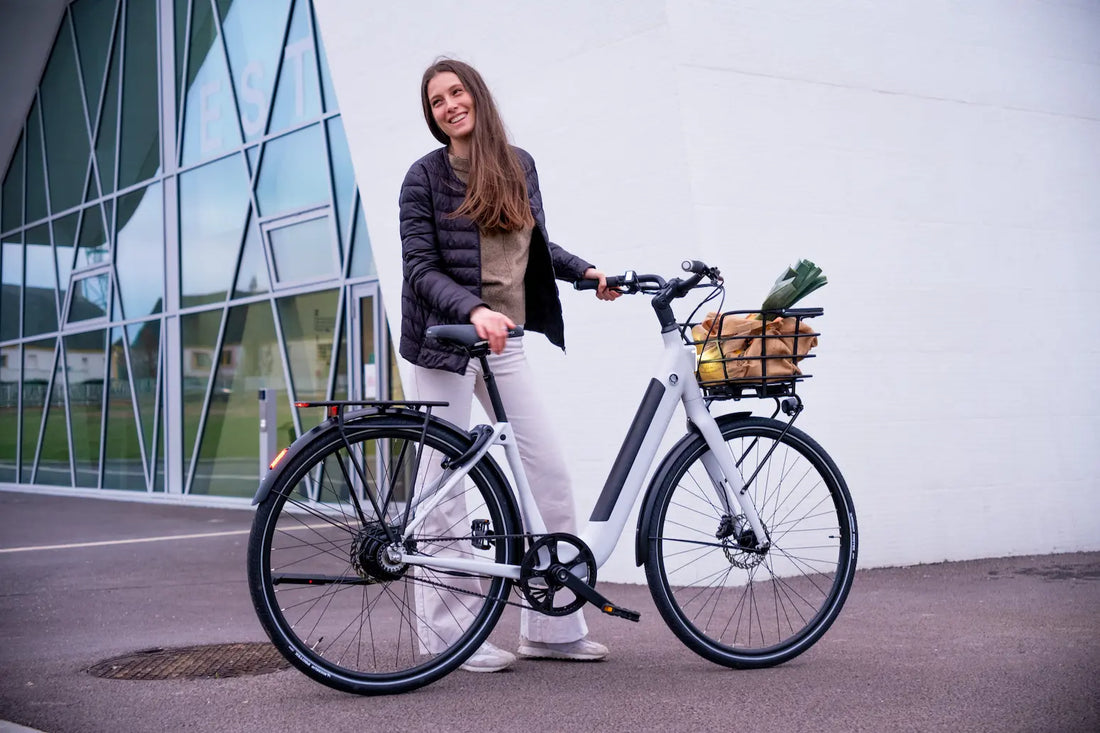 Vélo électrique à cadre ouvert (step-through) : pourquoi ce choix séduit de plus en plus