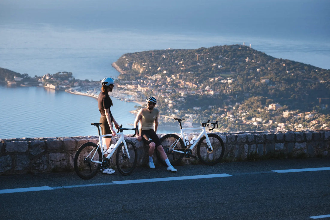 Vélo électrique longue distance : quelle autonomie viser et comment bien s'équiper ?
